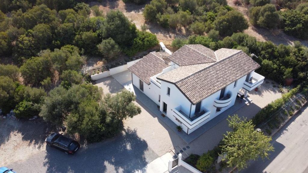 B&B Juniperus SantʼAnna Arresi Exterior foto